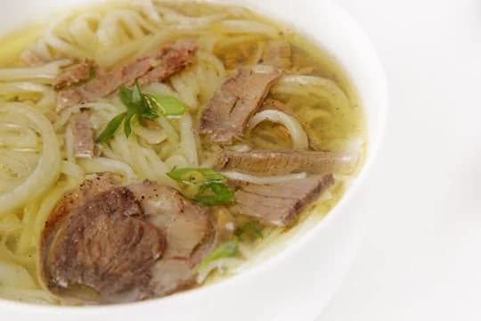 Нарын с бульоном